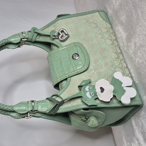 Brighton Green Shoulder Bag 💚 - Picture 4 of 17